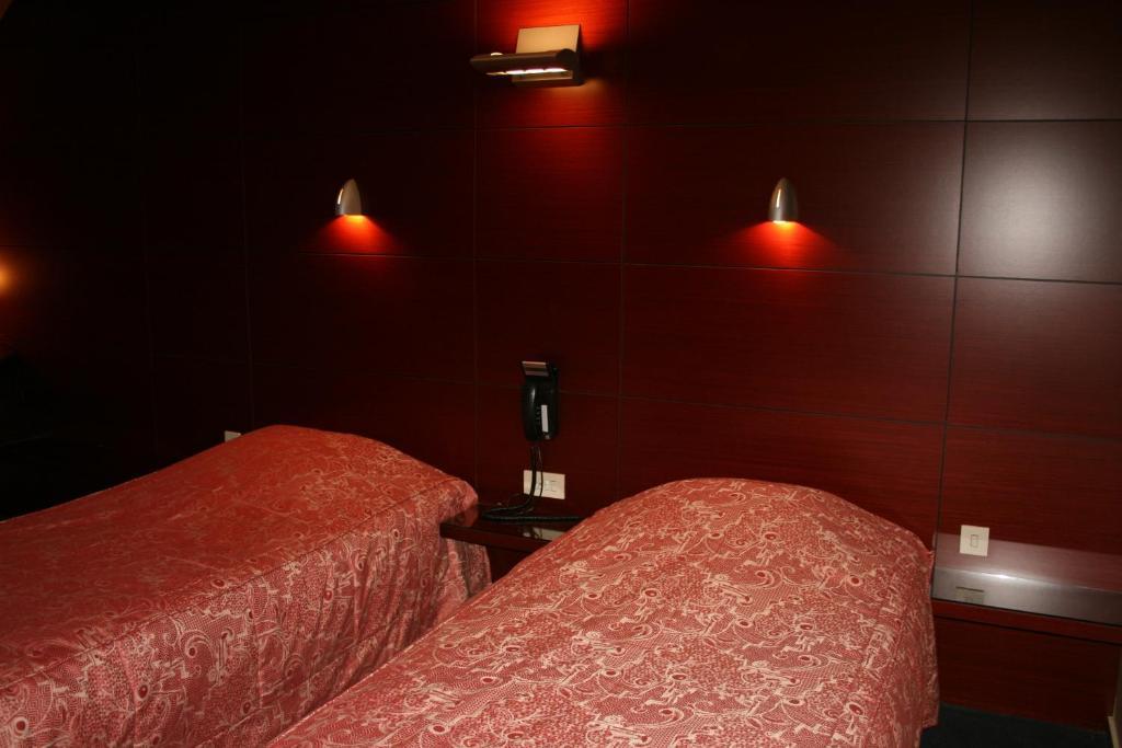 Hotel Shamrock Tielt Habitación foto